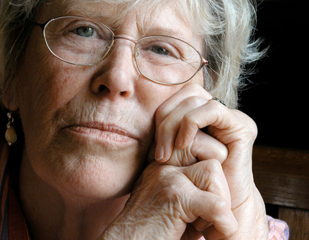 woman with rheumatoid arthritis